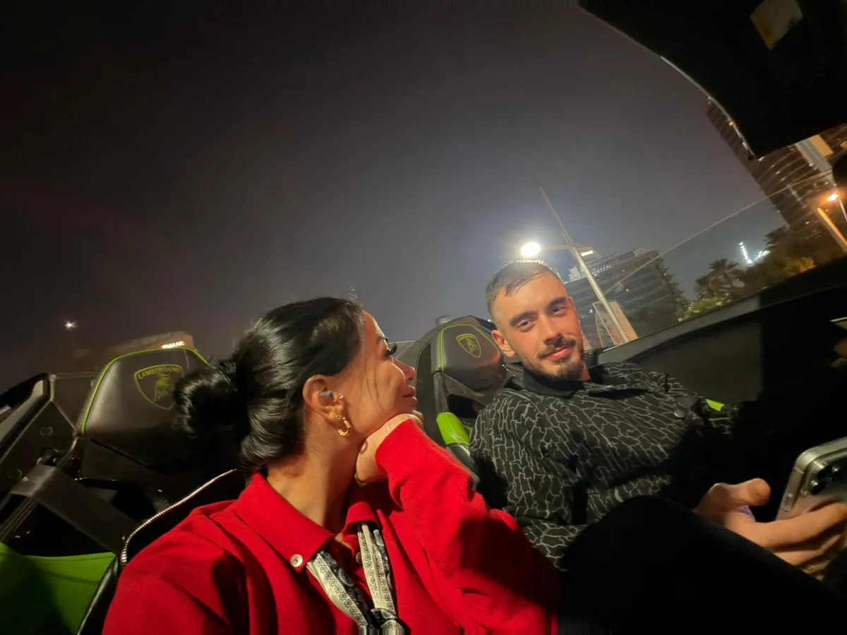 Aşklarını “Evet”le Taçlandırıyorlar: Gamze ve Gökhan’ın Haziran Düğünü Şimdiden Gündemde!