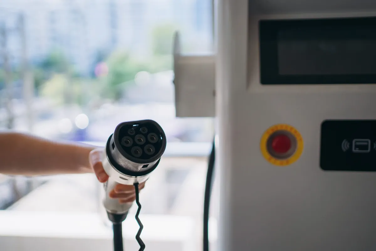 Elektrikli Araç Sahipleri Şarj Sürecinde Neler Yaşıyor?