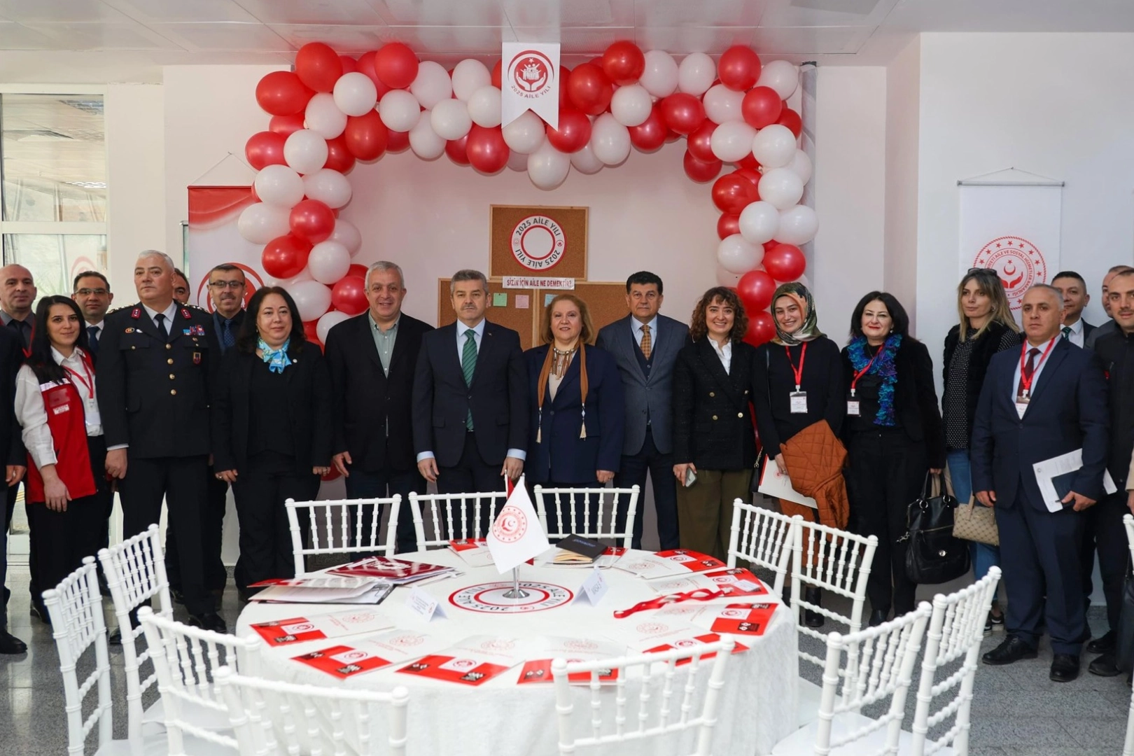 Artvin'de paydaşlar 'aile' için toplandı