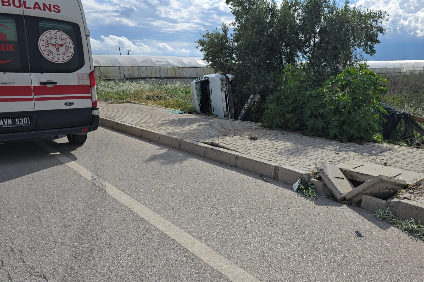 Antalya Kumluca'da trafik kazası: 2 yaralı