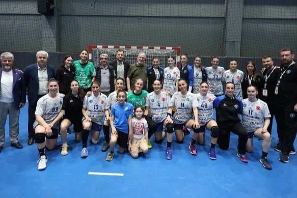 Bursa Büyükşehir Belediyespor rahat kazandı