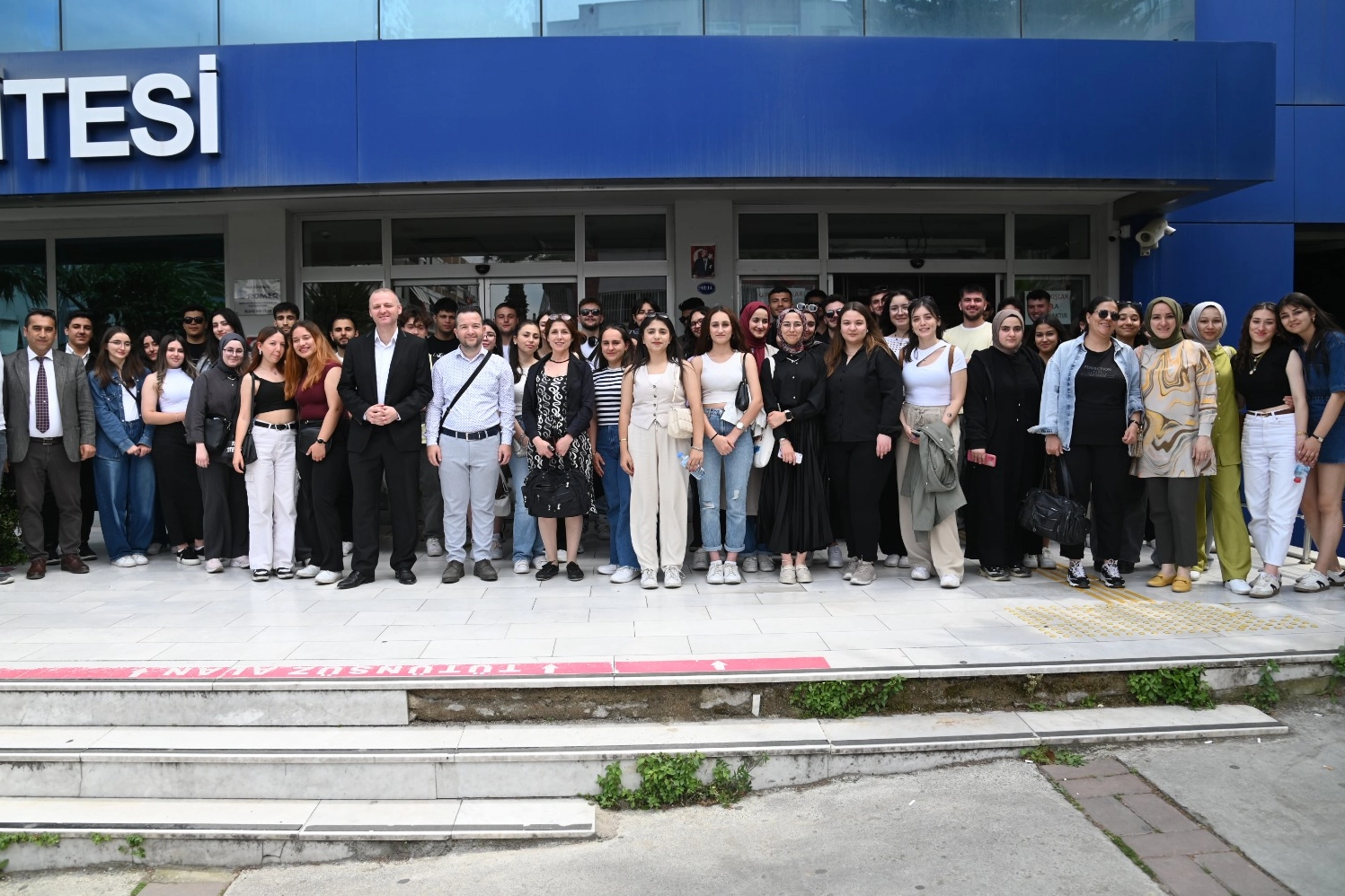 Manisa Büyükşehir’den üniversitelilere kariyer desteği