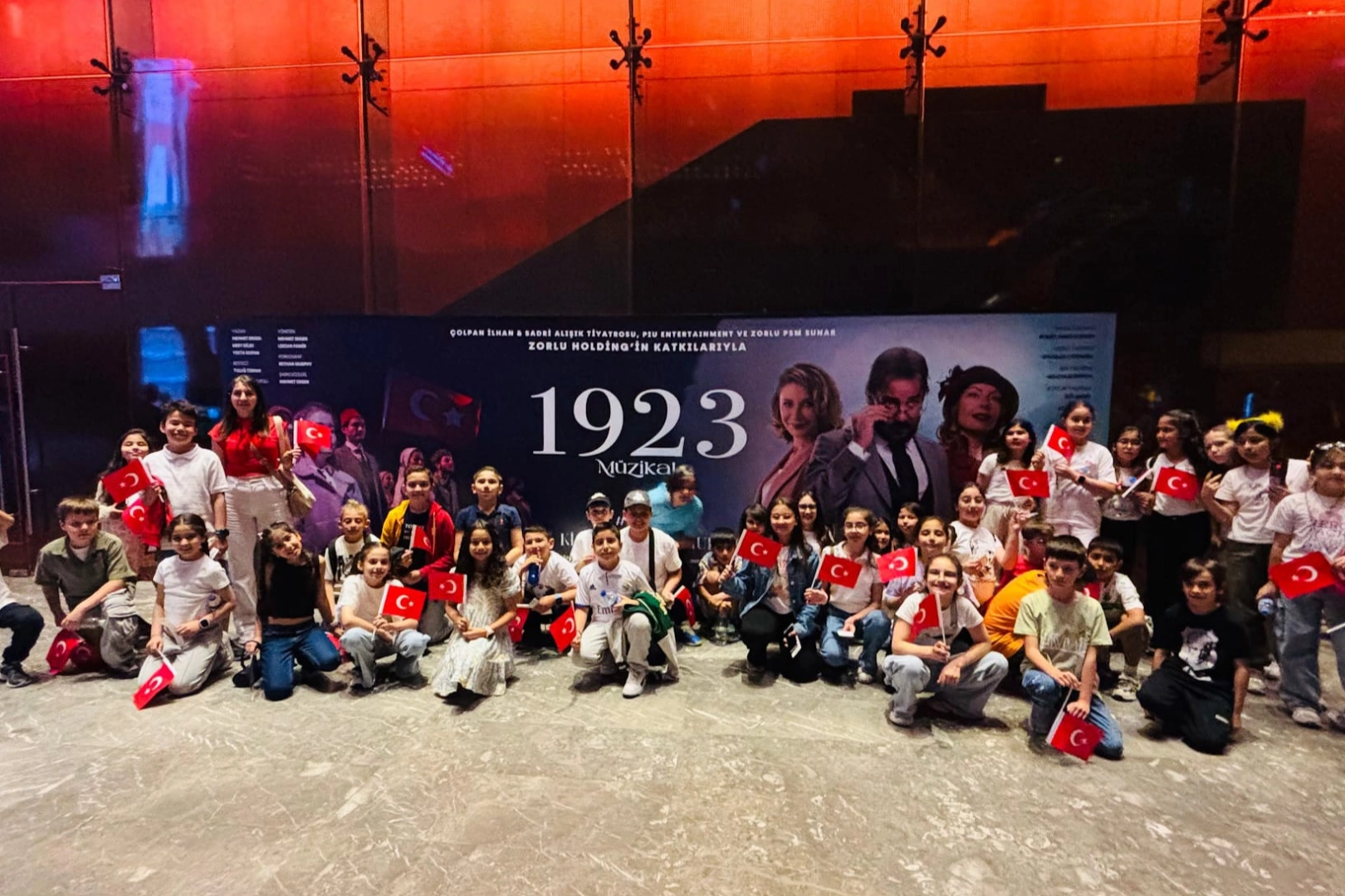 Manisalı çocuklar İstanbul'da unutulmaz deneyim yaşadı