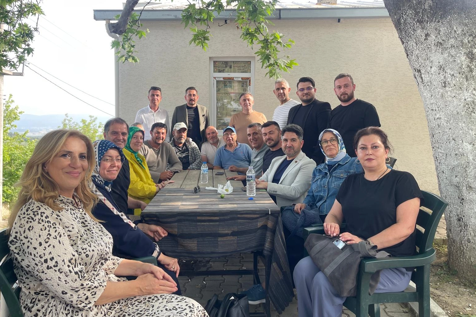 AK Parti Bursa Milletvekili Gözgeç'ten Mudanya kırsalına ziyaret