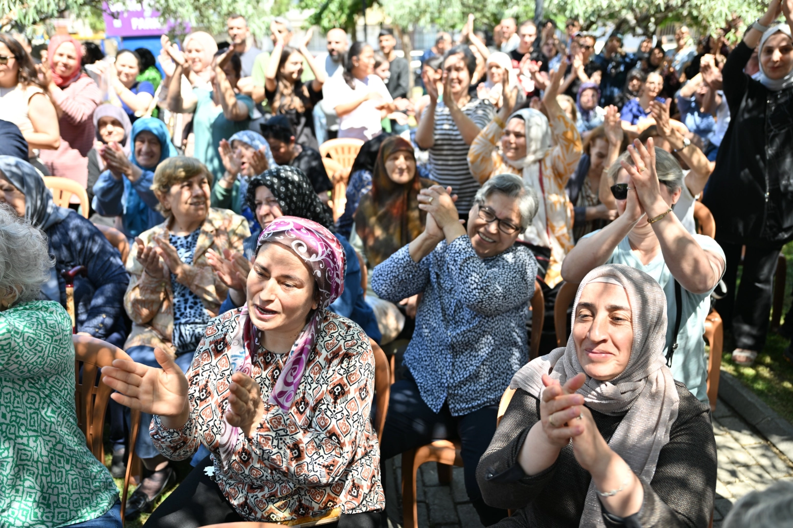 Manisa'da halkın istediği oldu! Otopark projesi halk isteğiyle iptal edildi