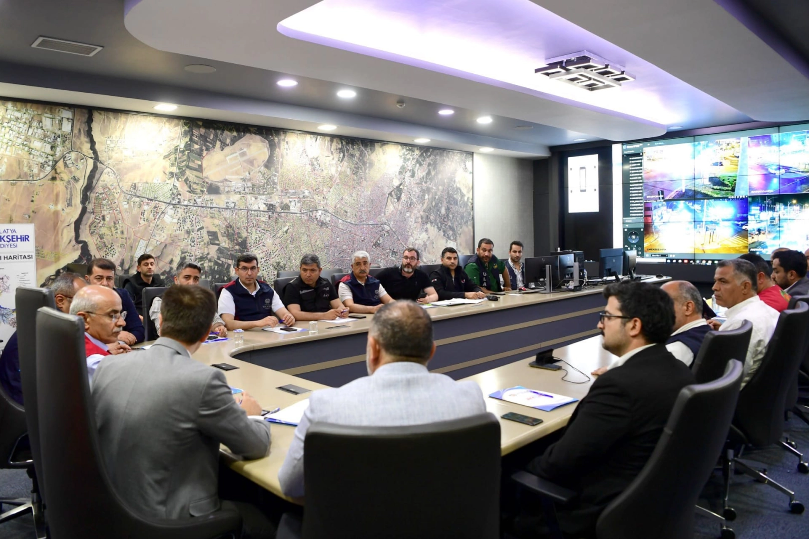 Malatya sağanak yağış sonrası tüm ekipleriyle sahadaydı