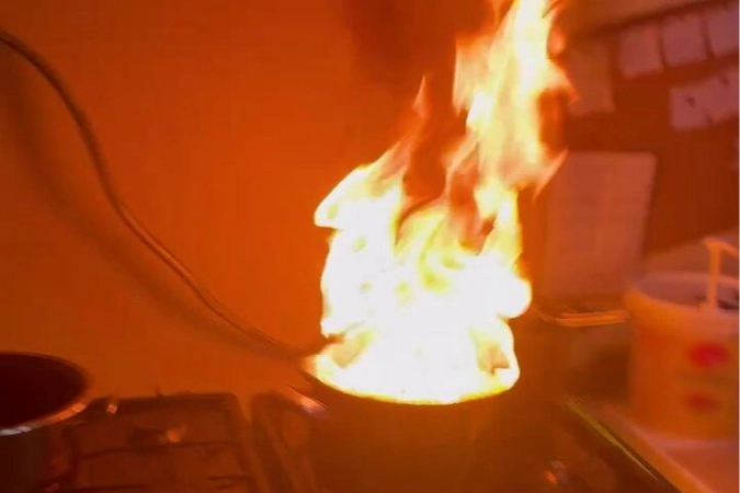 Tencere yangınına dikkat! İstanbul İtfaiyesi’nden hayat kurtaran uyarı!