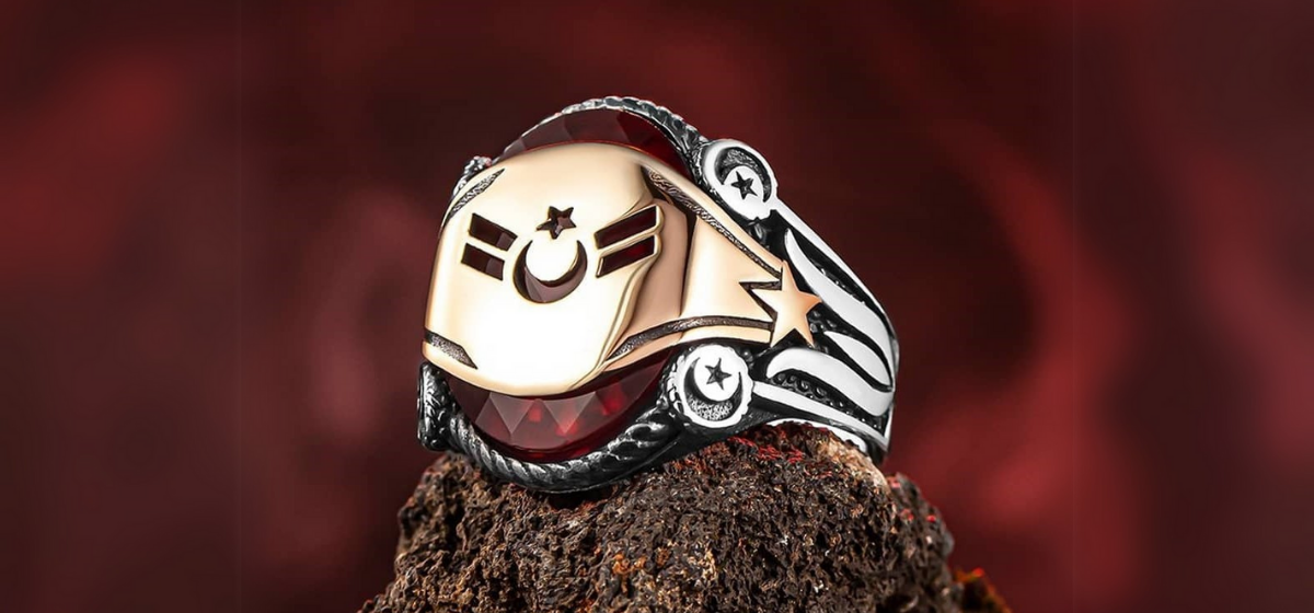Devre Yüzükleri: Erkekler İçin Birlik ve Dostluğun En Anlamlı Hediyesi