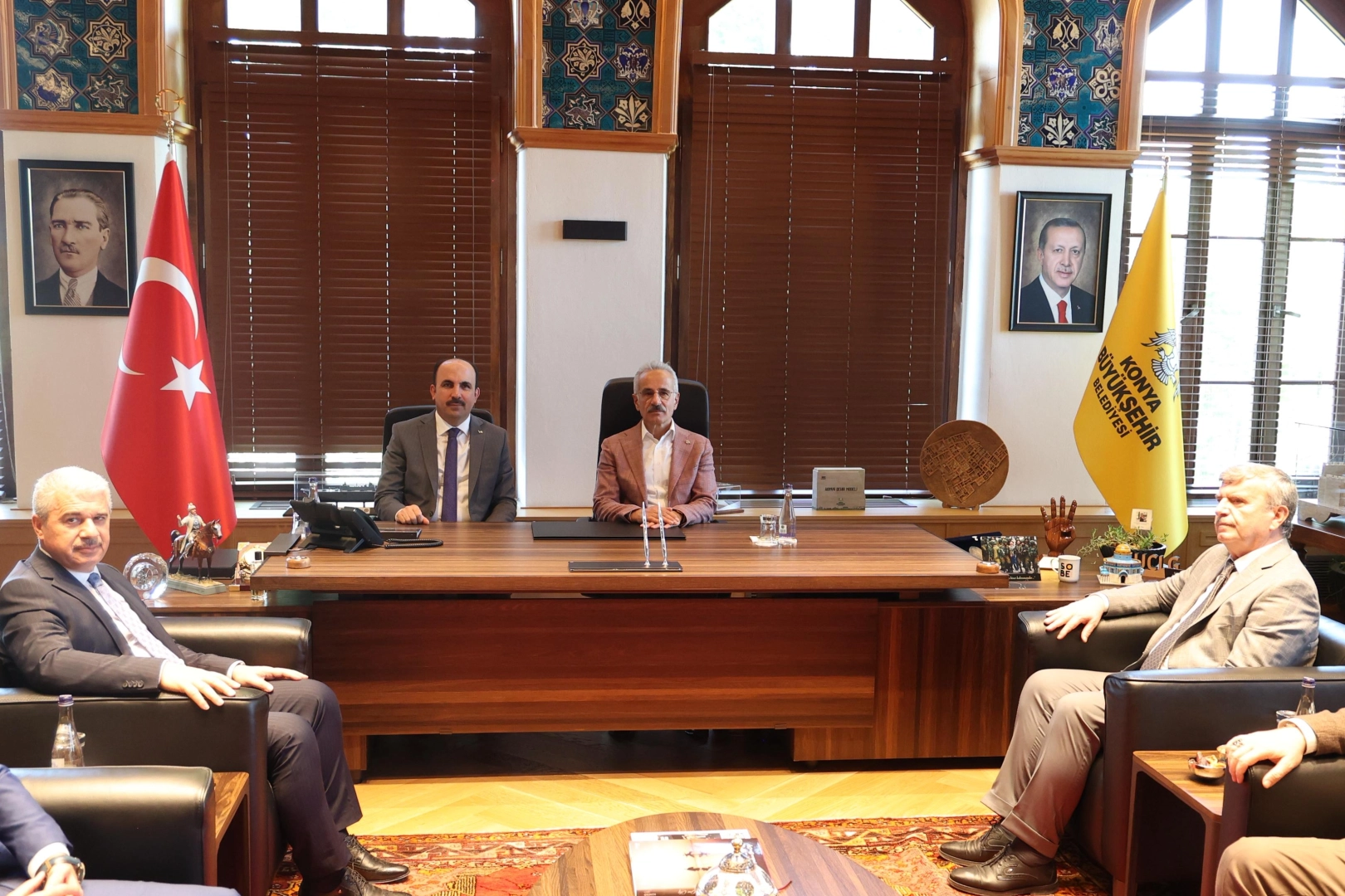 Bakan Uraloğlu'ndan Başkan Altay'a ziyaret