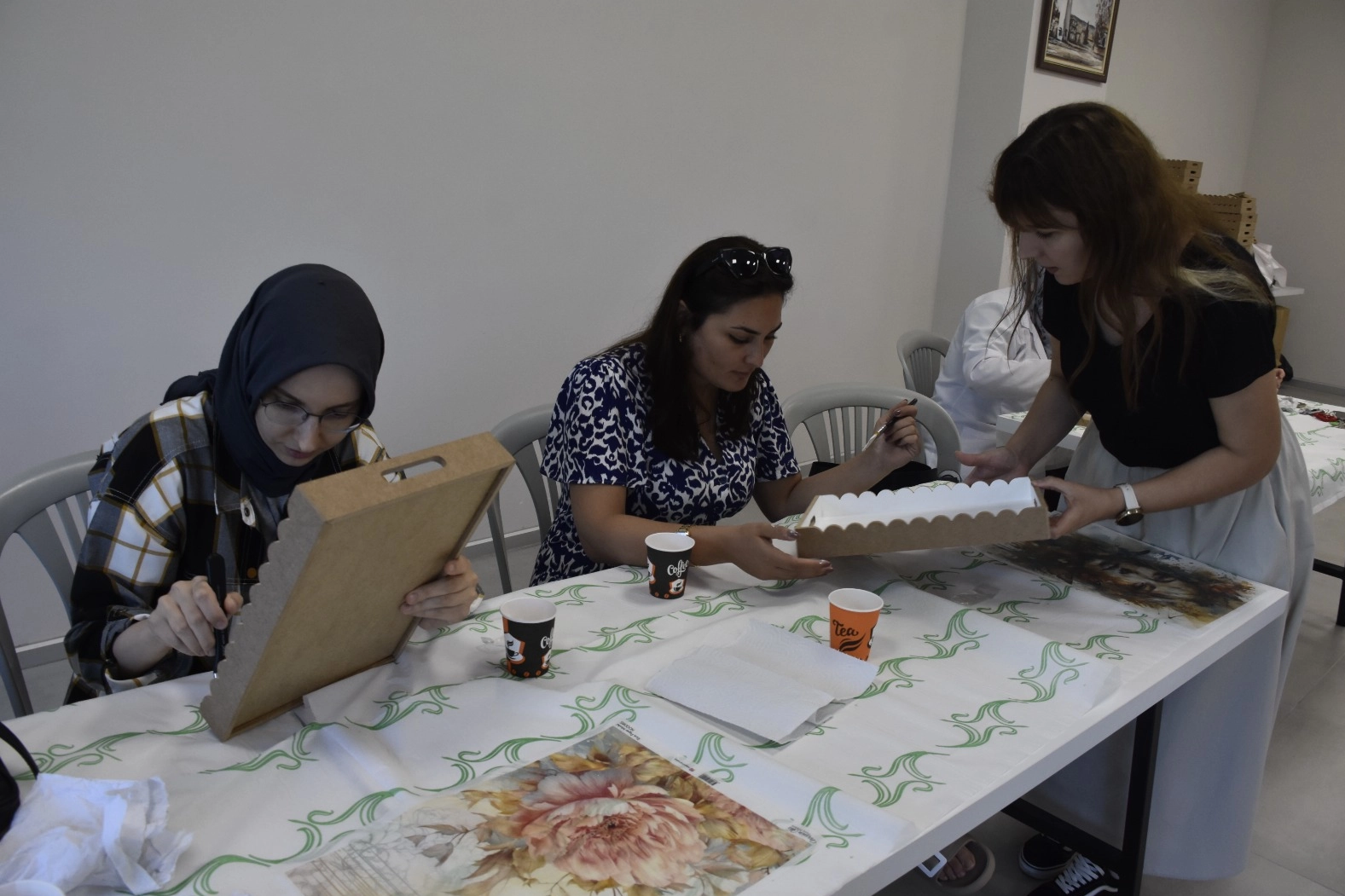 Bursa Karacabey'de 'ahşap boyama' ilgisi