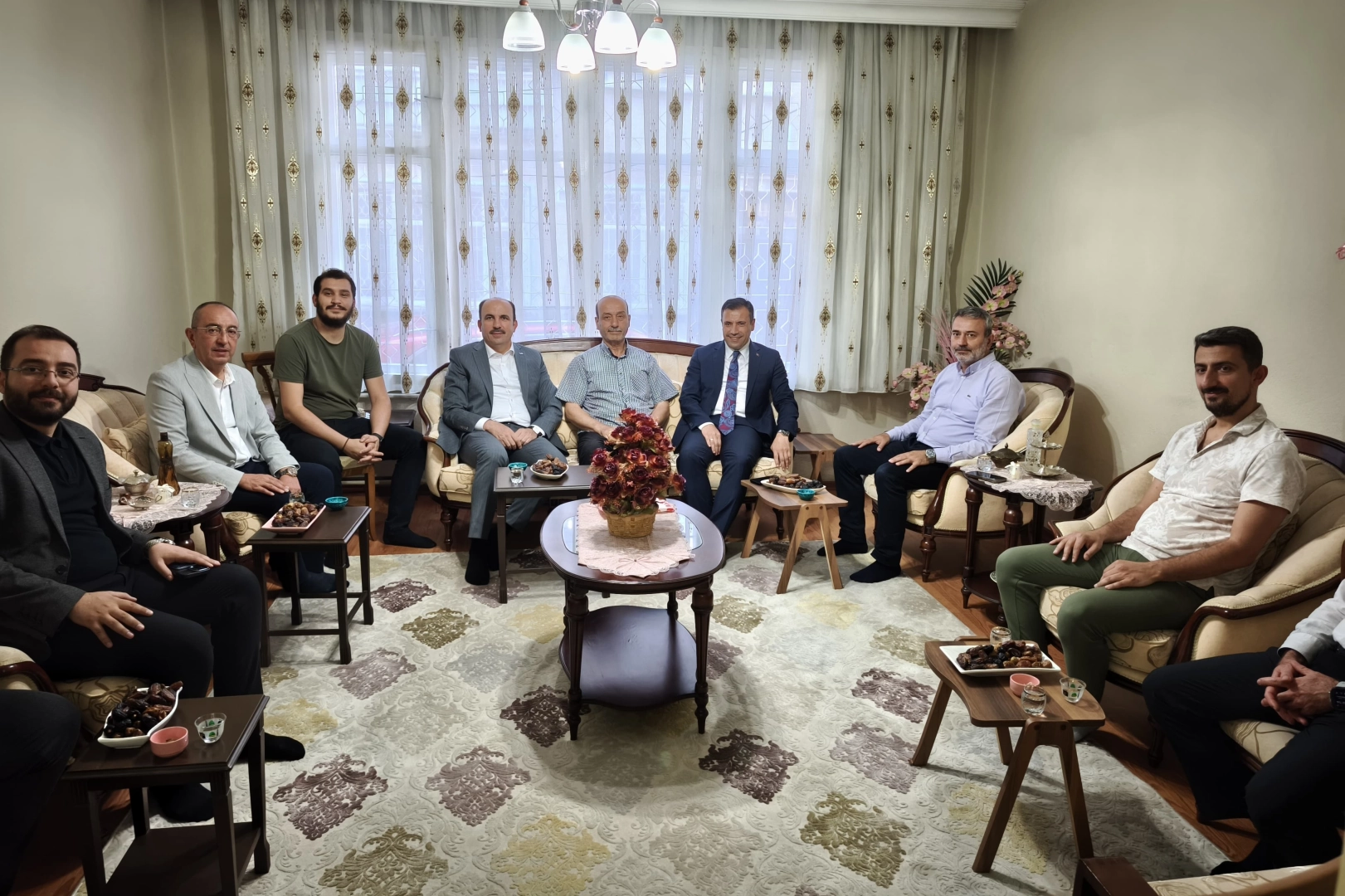 Başkan Altay'dan Konyalı hacılara ziyaret