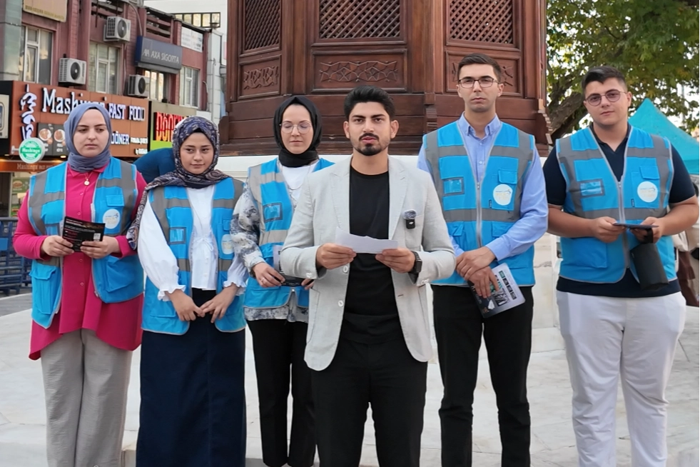 AK Parti Osmangazi Gençliğinden broşürlü vicdan çağrısı
