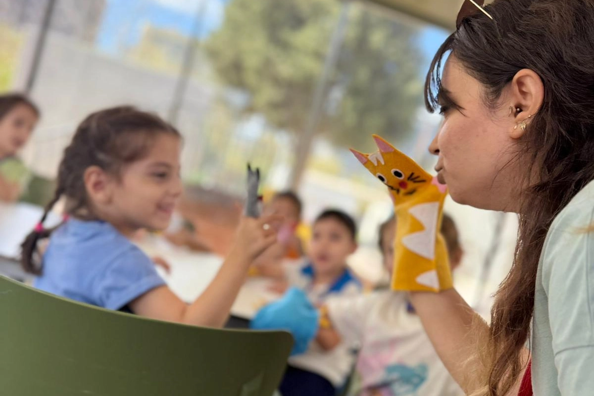 Yuvamız İzmir’in çocukları üniversiteli gençlerle buluşuyor