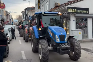 Mudanyalı köylülerden ortak malların satışına traktörlü protesto!